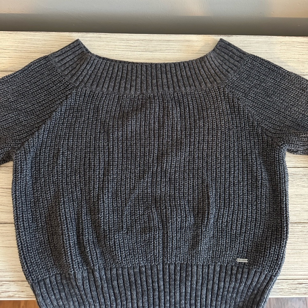Off the shoulder sweater - Junior size M
